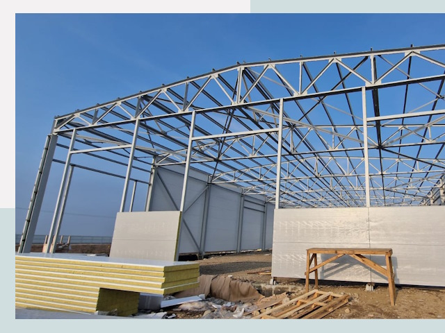 Утепленные ангары в Елизово от 608 руб. за м²